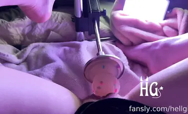 hellgirl #thủ dâm #máy sex #lên đỉnh 2025.01.28