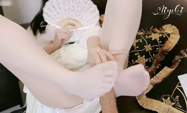 【推特 鈴木美咲】完美絲足 情趣古裝 口交足交假雞巴 揉逼