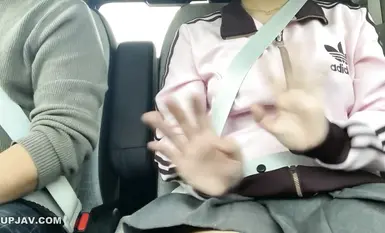 FC2-PPV-4593283 I lent my son's girlfriend for a threesome and he ended up cumming inside me (;∀;) In addition, I included a creampie video of his ex-girlfriend and a married woman giving a massage.