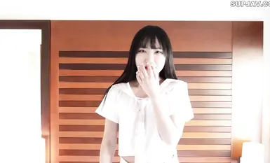 FC2-PPV-4625581 [無碼] [露臉] [大量中出] 偶像組合成員 Honoka 的陰部 Cusco 陰道觀察♡ 這位令人毛骨悚然的老男人的陰莖再次興奮，將大量骯髒的淡黃色粘稠精液射入她的陰道→Cusco 觀察她懷孕的瞬間