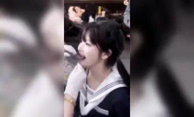 露臉反差小仙女『小屁大王』更新合集，可御可蘿完美露臉 被操得淫相畢露 每一下都插的好深 (6)