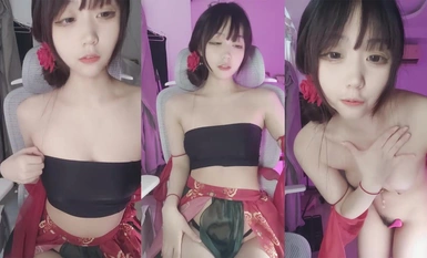 [Real face of schoolgirl] Customized by rich people, pure dancing school beauty [Lolita lamb] welfare ②, naked dance seduction, vibrator props masturbation (1)