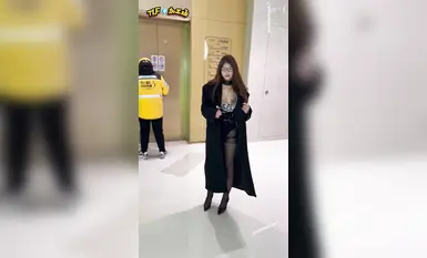 [เปรียบเทียบตัวเมีย m] ตัวเมียที่ถูกเปิดเผยกลางแจ้ง