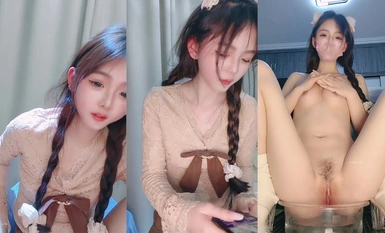 2025년 3월 최신, 두인 인터넷 연예인 여신이 바다로 간다[작은 욕심쟁이 고양이] 너무 예뻐서 첫눈에 반할 수밖에 없을 거야, 진짜 슈퍼 대조적인 미인이야, 아주 부드럽고 완전히 벗은 거야(1)