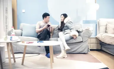 นัดเจอสาวไฮโซ ดาราเน็ตไอดอล Douyin เย็ดจากด้านหลังบนโซฟา เสร็จเรียบร้อย กรี๊ดสนั่น