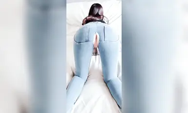 키가 9개나 되고 몸매도 완벽한 여자가 스폰서와 관계를 맺고 성관계를 갖도록 훈련을 받았습니다. 그녀는 아름답고 무적의 몸매를 가지고 있어요. 그녀는 가난한 이들의 여신이자 부자들의 정자 항아리인 최고의 대조적인 여자예요! 다음 (10)