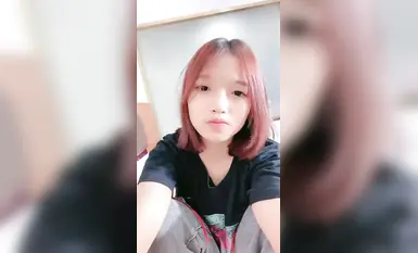 高颜值粉穴，阴毛稀疏年轻漂亮的反差女大，被无套爆操，叫声淫荡(4)